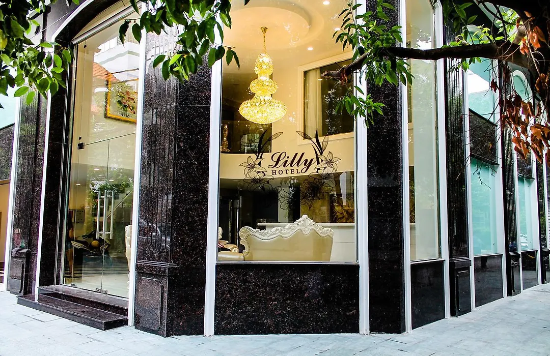 Lilly Hotel-1